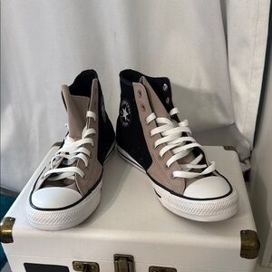 Converse Unisex Black and Tan High-Top Sneakers